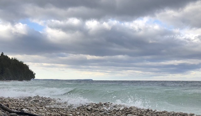 Beautiful Waterfront Home!