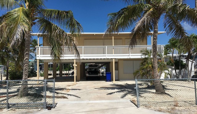 Beautiful water front home, private dock in Islamorada, World Fishing Capital