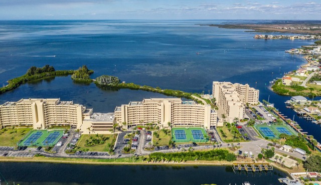 Beautiful water front condo