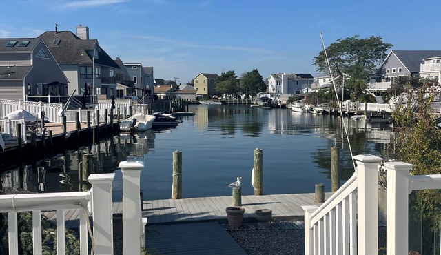 Beautiful Waterfront Home Private Dock!n4 BR 3 Bth colonial, long view of lagoon