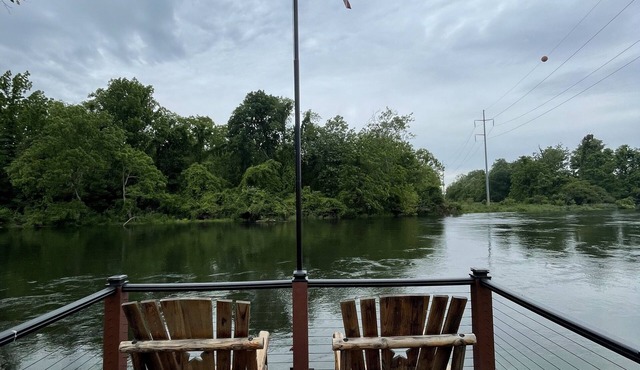 Beautiful Waterfront Home on Watauga River