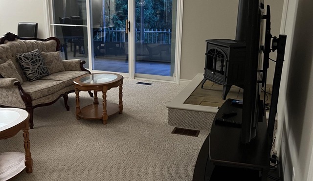 Beautiful Waterfront Cottage