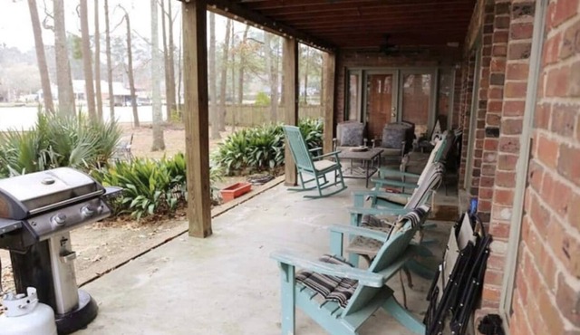 Beautiful Waterfront Home with Boat Dock