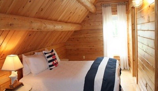 Beautiful waterfront Bar Harbor cottage with nice beach