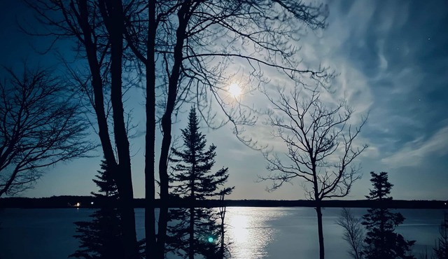 Beautiful Waterfront Getaway in Downeast, Maine—Close to Trails and Parks