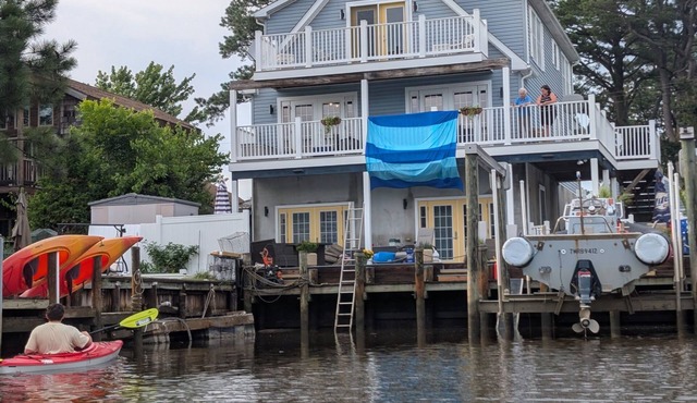 Beautiful waterfront 5br/2banOptional boat rental