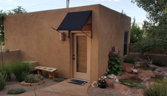 Beautiful weather is here! Come see beautiful Colorado! Pueblo Lake nearby!