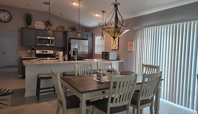 Beautiful, well appointed, 3-bed house in DeLuna - 2 Kings!