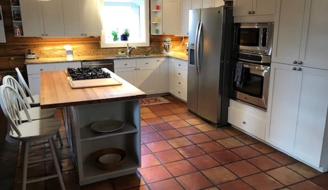 Beautiful, well-appointed, log cabin home with gracious spaces and lots of light