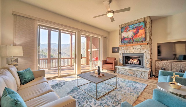 Beautiful Whittier Condo w/Deck + Mtn Views!