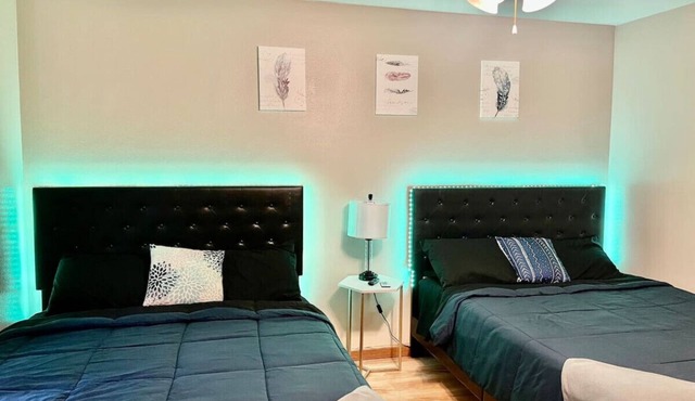 Beautiful10-Person Home Game Room Pet Friendly