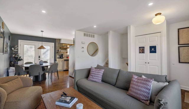 Beautifully Updated 4BR/2BA w/Hot Tub