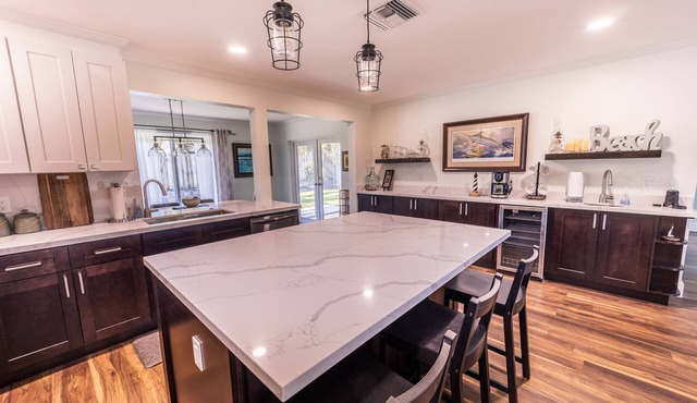 Beautifully Appointed 3BR/2 Bath Home close to Beach & Iconic Atlantic Ave