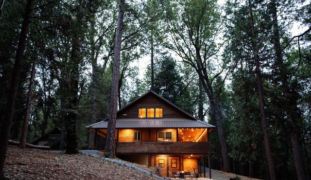 Beautifully appointed cabin on 150 private acres! Pet-friendly!
