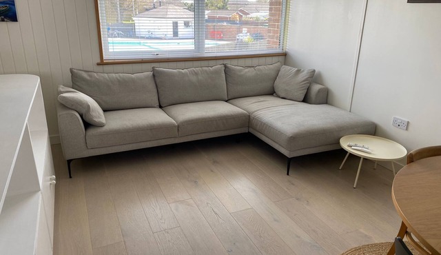 Beautifully appointed 2-storey chalet -close to the beach, Gt Yarmouth & Broads