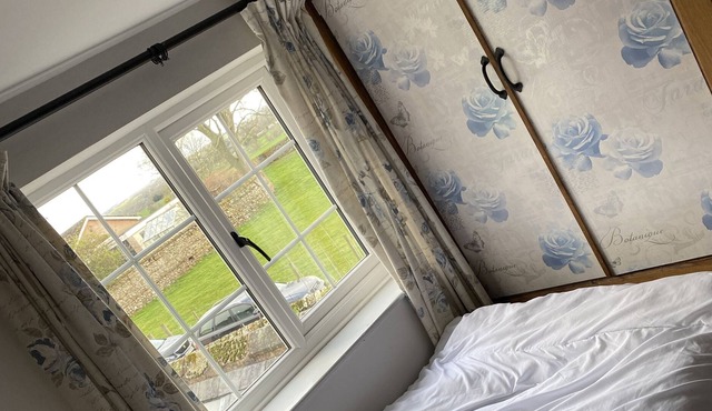 beautifully charming cottage in the EdenValley perfect to enjoy a quiet getaway.