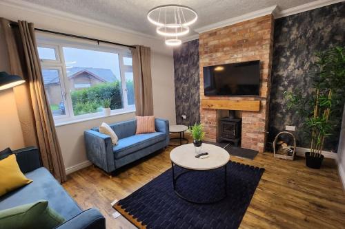 Beautifully Fab 3 bedroom 7 guests house