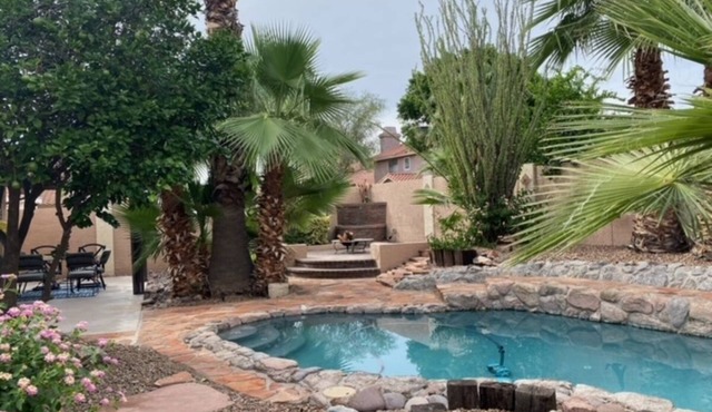 Beautifully furnished, spacious & comfortable, short-term rental in Ahwatukee.