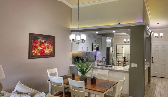 Beautifully furnished condo