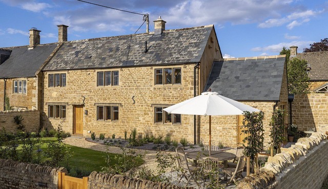 Beautifully presented dog friendly - Corner House