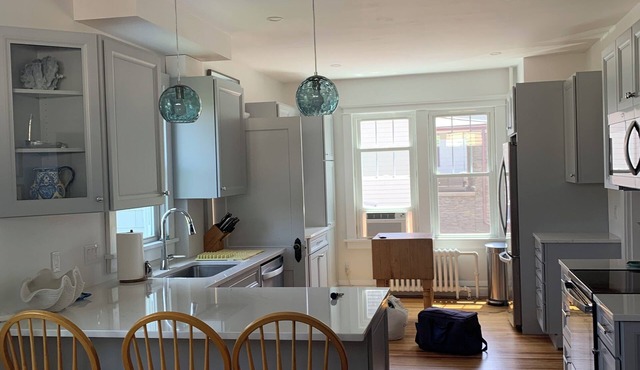 Beautifully home in Newport RI. Five star ratings in all previous rentals.