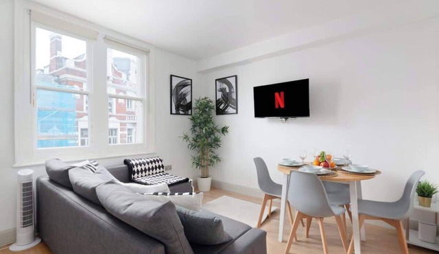 Beautifully presented 2 Bedroom | Putney Station