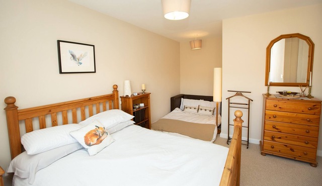 Beautifully presented 2 bed fully equipped farm cottage