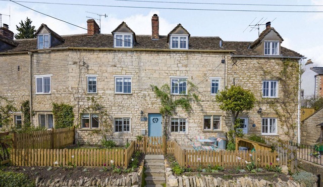 Beautifully presented dog friendly holiday cottage in the Cotswolds - Peppercorn Cottage