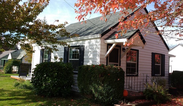 Beautifully Remodeled Wine Country Cottage