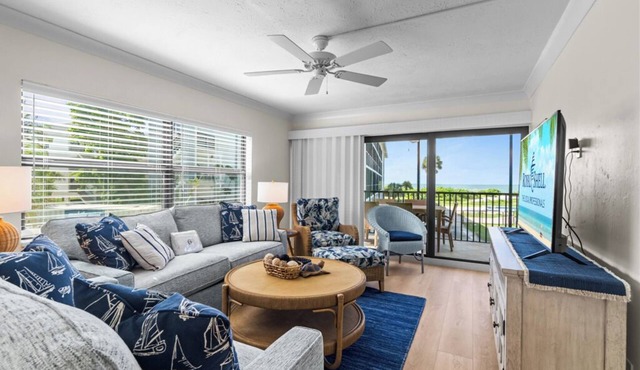 Beautifully Remodeled, Two Bedroom, Gulf View Condo - Sand Pointe 211