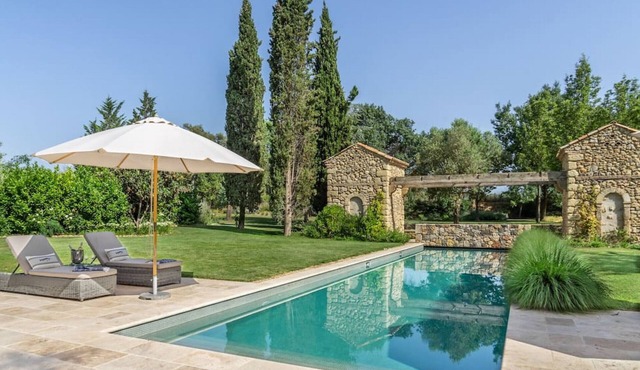 Beautifully renovated Mas surrounded by vineyards