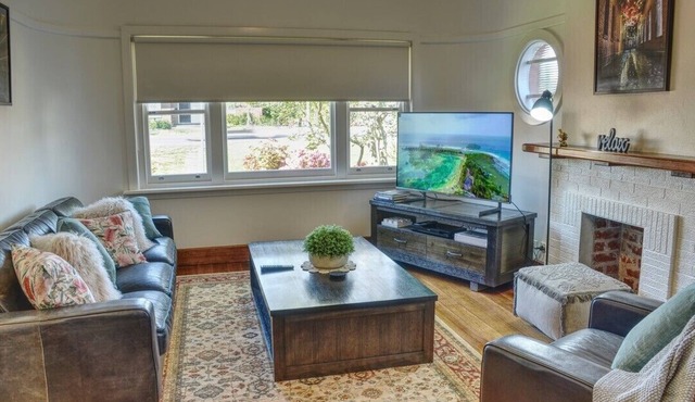 Beautifully renovated, vintage-inspired home in the historic Soldiers Hill.