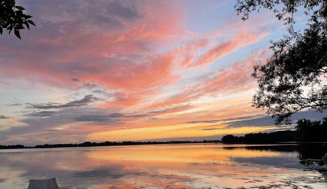 Beautifully Renovated Home on Madison Lake!