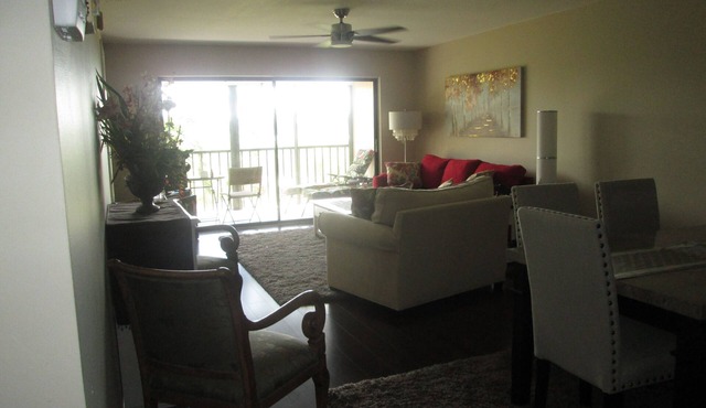 Beautifully Renovated 2 Bedroom/2 Bath Third Floor Unit Available For Season