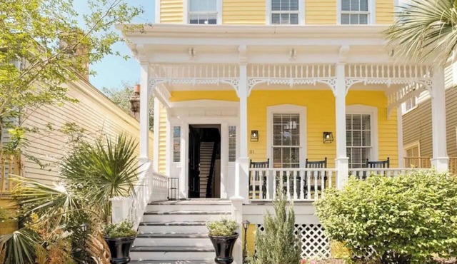 Beautifully Renovated 5 bedroom 5 bath