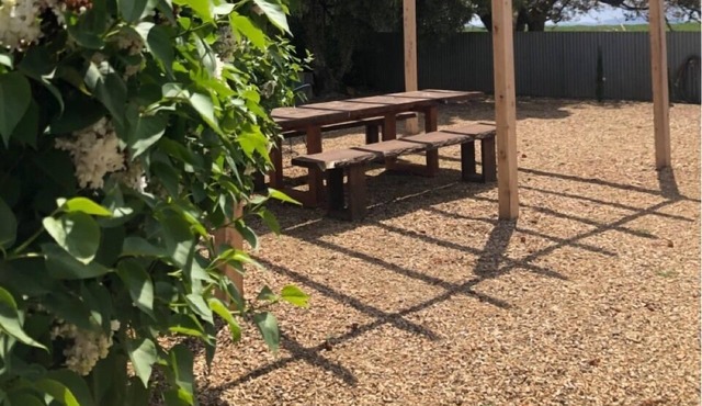 Beautifully restored farmhouse in Porcupine Ridge 5km from Daylesford