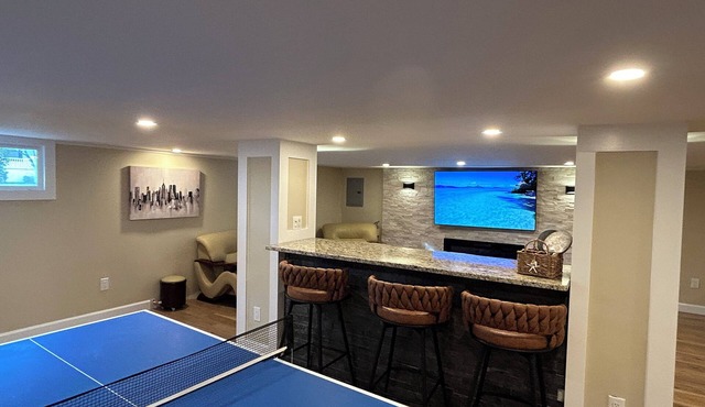 Beautifully restored full home, 5 min to NJ Shore!