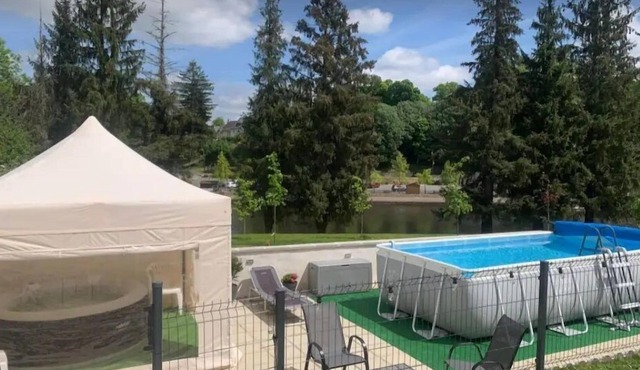 Beautifully restored cottage with swimming pool and hot tub with magnificent views