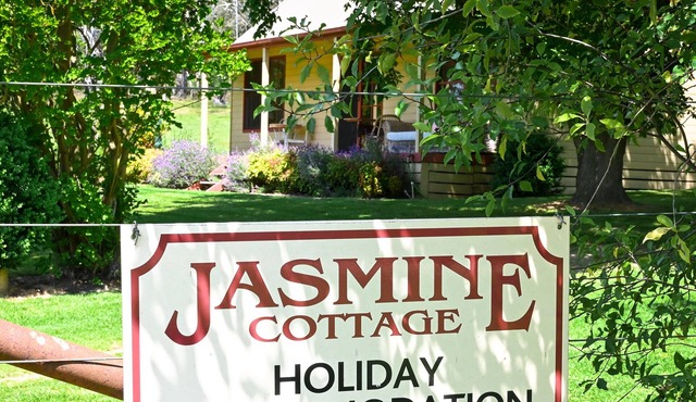 Beautifully restored miner's cottage in the Upper Murray.