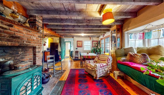 Beautifully Restored Colonial Home on First Settler’s Site - Dog-Friendly