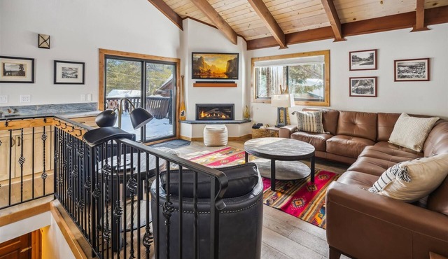 Beautifully Updated 3 Bedroom in Olympic Valley
