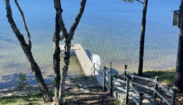 Beautifully Updated Cabin on Pristine Lake Alexander