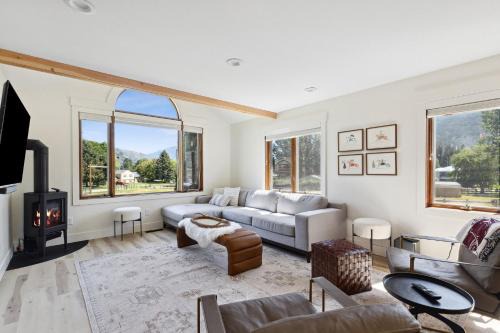 Beautifully updated home in East Missoula