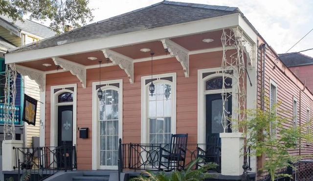 Beautifully updated New Orleans home