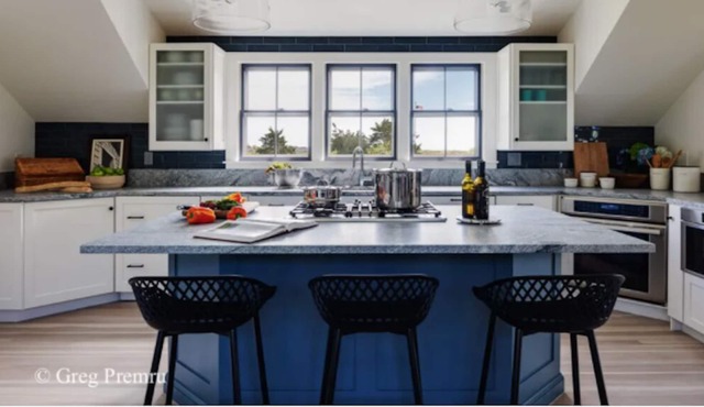 Beautifully updated Sconset rental