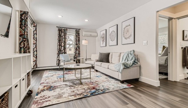 Beautifully Updated Home on Downtown Castle Rock