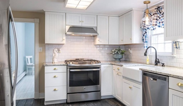 Beautifully updated Victorian Twin