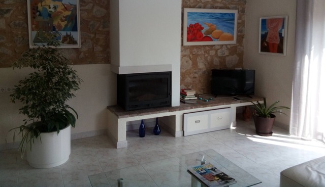 Beauty and tranquility close to all amenities - culture and leisure