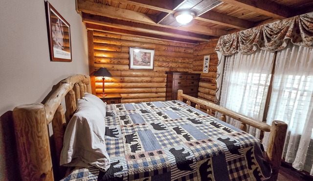 Beaver Creek Cabin in Knoxville: Kick Back Or Kayak