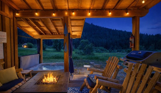 Beaver Hill Cabin-View, Hot Tub, Propane Firepit